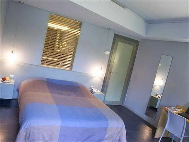 Hotel Des Arts Resort & Spa Tamarist 4*,
